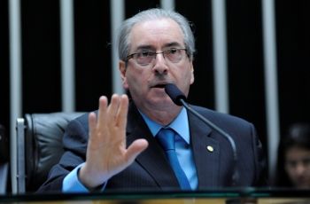 Vota&ccedil;&atilde;o do processo de impeachment no Plen&aacute;rio pode levar tr&ecirc;s dias, afirma Cunha