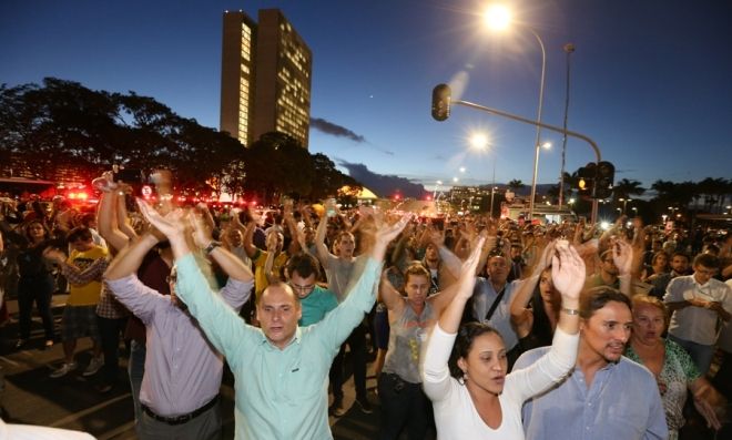C&acirc;mara se prepara para vota&ccedil;&atilde;o de impeachment 24 anos p&oacute;s-Collor