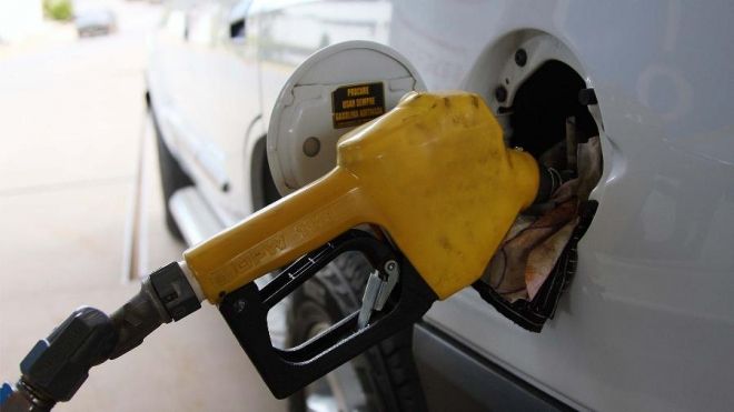 Foto ilustrativa de gasolina, combustível, posto