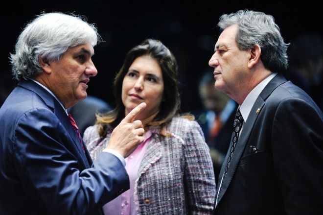 Delc&iacute;dio, Simone Tebet e Moka