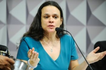 Juristas Janaína Paschoal e Reale Jr. defendem pedido de impeachment de Dilma