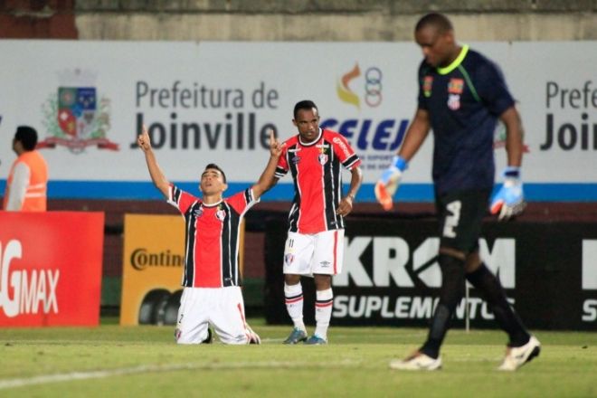 Comercial perde em SC e se despede da Copa do Brasil