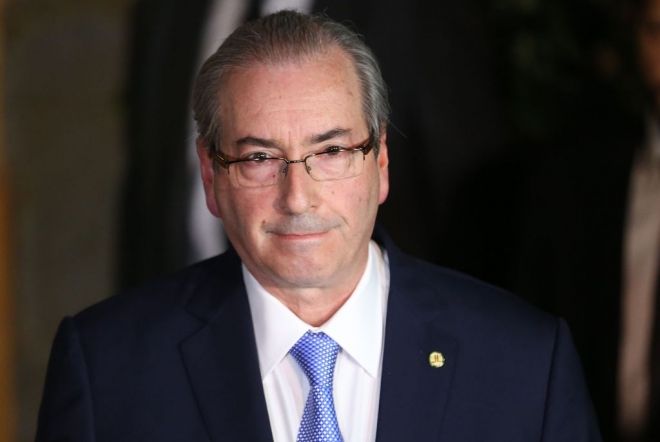 Por unanimidade, STF mant&eacute;m afastamento de Eduardo Cunha
