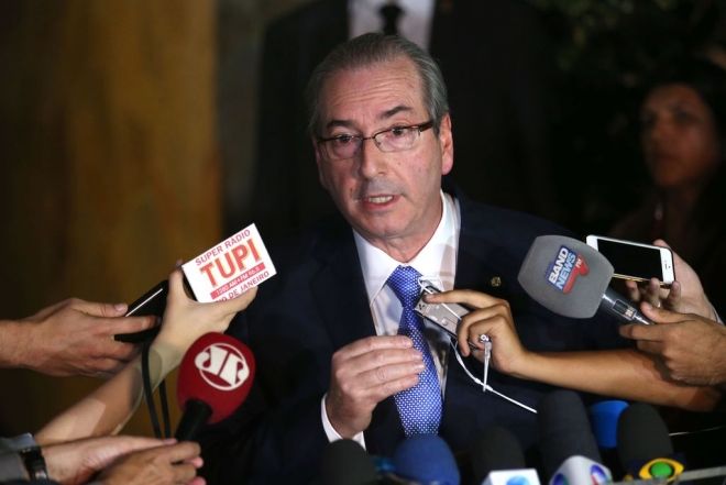 Cunha diz que vai recorrer contra seu afastamento e que não renunciará