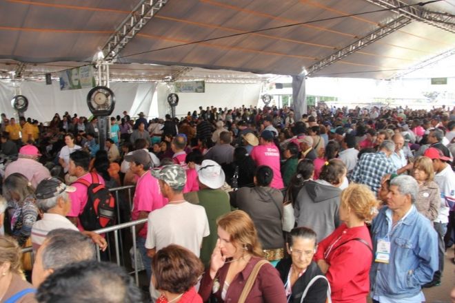 População lota Albano Franco em primeiro “Dia D” da Caravana da Saúde
