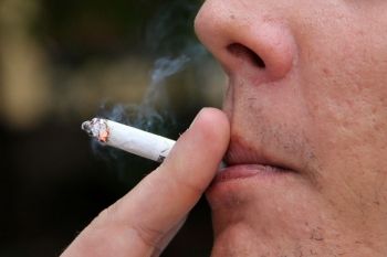 Foto ilustrativa de cigarro, fumo, tabagismo, câncer