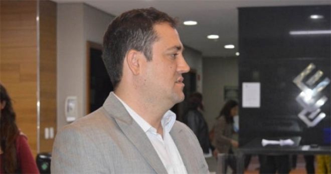 Coluna Marco Eusébio