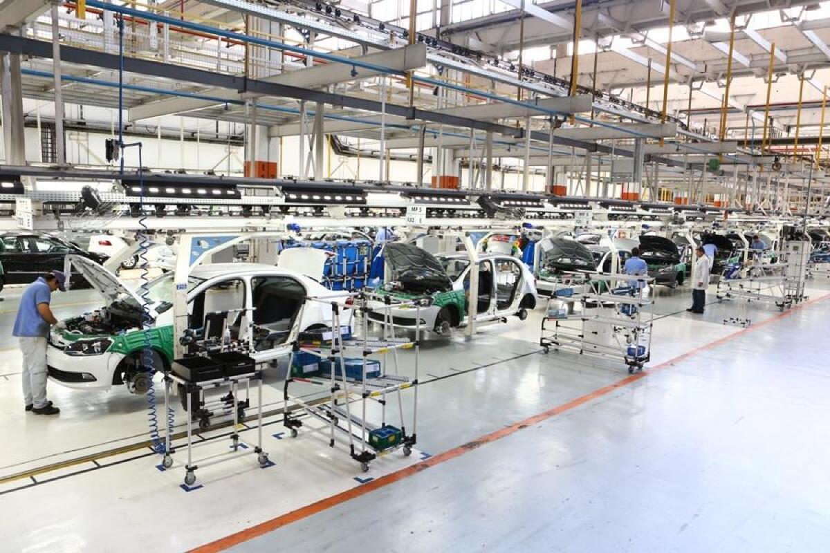 Foto ilustrativa de veículos, fábrica, indústria, automóvel, indústria automotiva, carros