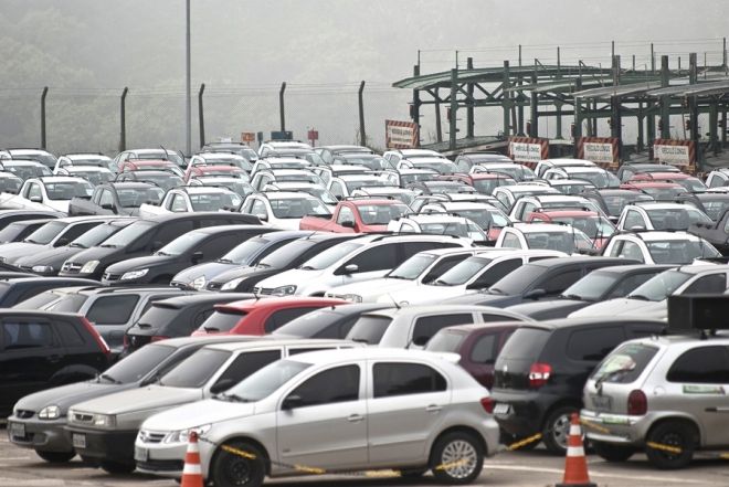 Foto ilustrativa de ve&iacute;culos, f&aacute;brica, ind&uacute;stria, autom&oacute;vel, ind&uacute;stria automotiva, carros