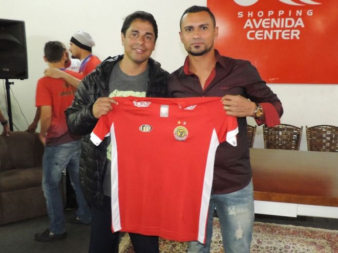 Sete admite atrasos e negocia com jogadores para quitar salário e prêmios