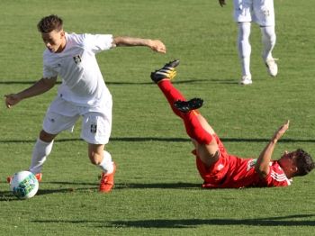 Comercial é goleado no DF em estreia da Série D