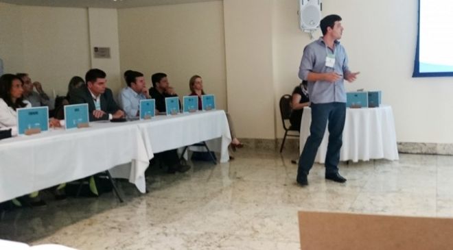 Representantes de MS debatem comercializa&ccedil;&atilde;o de fungicida usado para combater a ferrugem asi&aacute;tica 