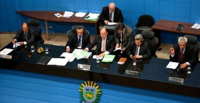 O projeto teve 15 votos favor&aacute;veis e previs&atilde;o or&ccedil;ament&aacute;ria de R$ 13,99 bilh&otilde;es para 2017