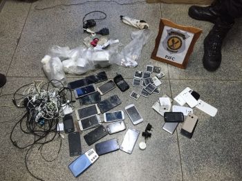 Operação pente-fino apreende dez celulares em presídio de Amambai