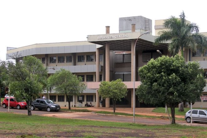 Foto ilustrativa da fachada da UFMS, Universidade Federal, Campus, Ensino Superior, graduação, educação, Biblioteca
