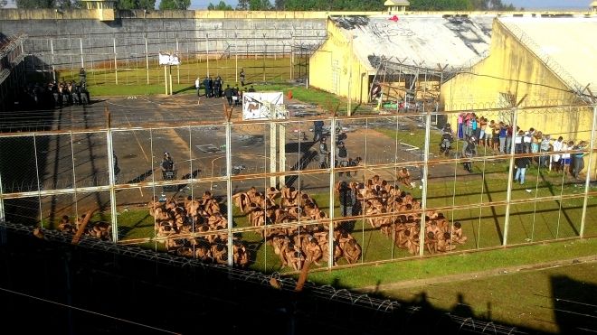 Cerca de cinquenta presos são transferidos após rebelião em presídio