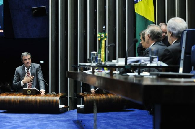 Advogado de defesa diz que Dilma será afastada sem o povo ter entendido o motivo