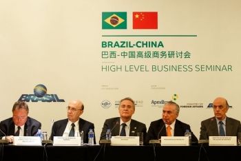 Temer diz que habilita&ccedil;&atilde;o de Dilma para fun&ccedil;&otilde;es p&uacute;blicas &eacute; quest&atilde;o jur&iacute;dica
