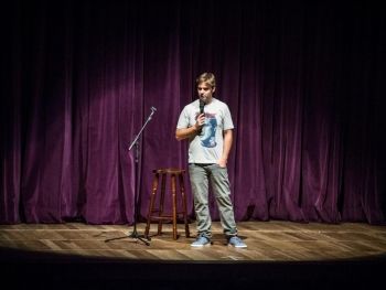 Fábio Rabin apresenta Stand Up nesse fim de semana em Campo Grande e Dourados