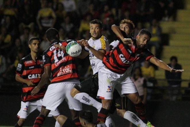 Atlético-GO e Vasco vencem e mantém vantagem na Segundona