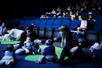 Cinema da Capital promove sessão especial para mães com bebês de até 18 meses
