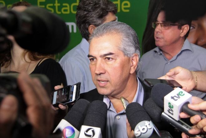  Governo ainda avalia pontos da reforma administrativa e prev&ecirc; cortes de comissionados