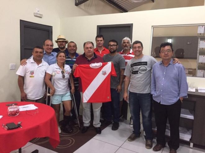 Empresário Válter Magrini é eleito presidente do Comercial