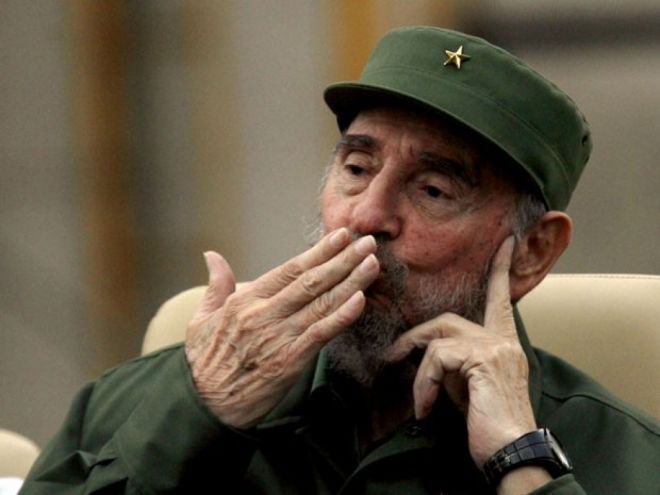 Fidel Castro, Líder da Revolução Cubana, morre aos 90 anos
