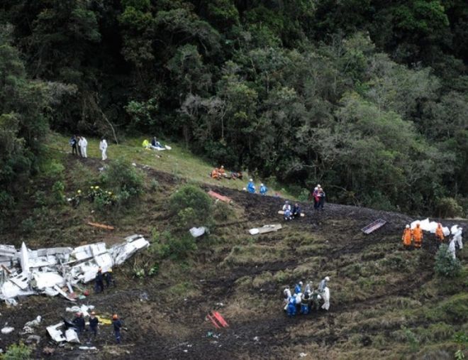 Falta de combustível pode ter provocado queda de avião da Chapecoense