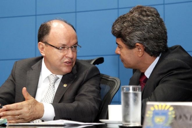  L&iacute;der do Governo j&aacute; admite vit&oacute;ria de Mochi na presid&ecirc;ncia da Assembleia