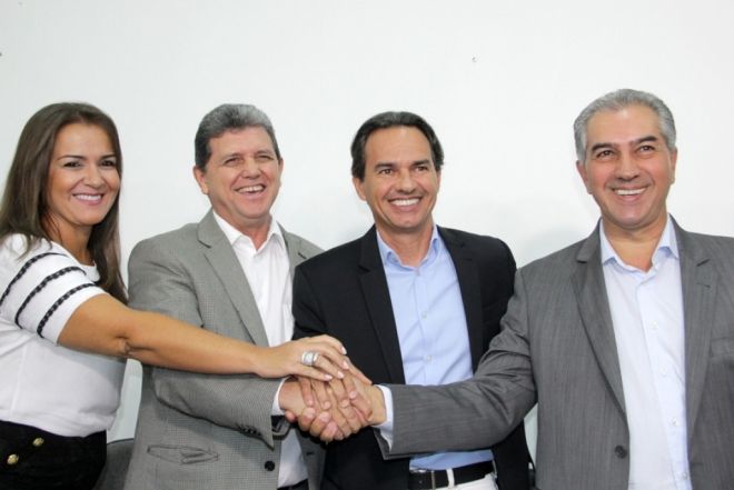 Em reunião emblemática, governador firma parceria com prefeito para “reconstruir” Capital