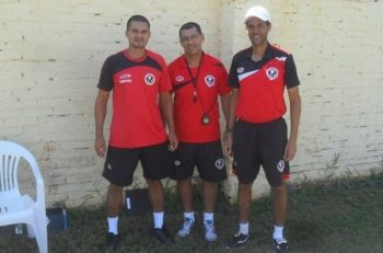 Águia Negra confirma ex-auxiliar Virgílio Ferreira como técnico  