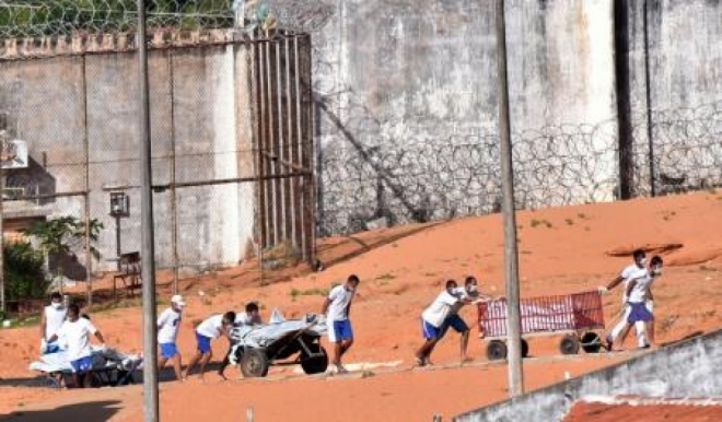 Governo do RN registra 26 mortos em rebelião e mantém reforço policial