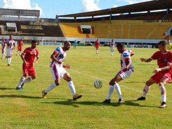 Serc vira no segundo tempo e surpreende Comercial no Morenão