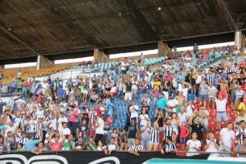Operário desperdiça gols e tropeça em casa na estreia pela Copa Verde
