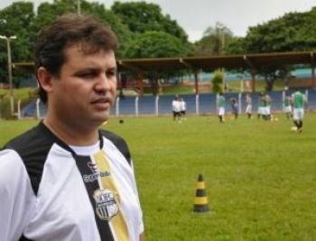 Há dois meses sem receber, jogadores do Novo deixam de treinar pelo segundo dia seguido