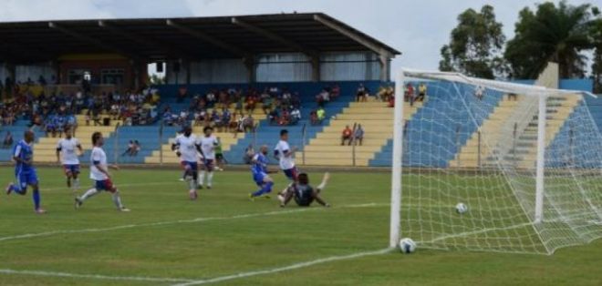 Costa Rica vence União/ABC, deixa lanterna do grupo A e entra na classificação para quartas de finais