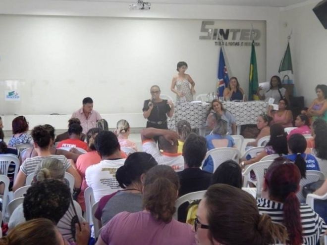 Em protesto contra Reforma da Previdência, professores paralisam atividades em Três Lagoas