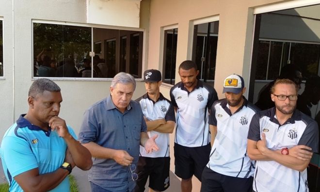 Estevão Petrallás e jogadores