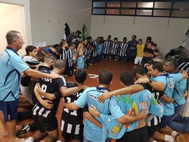Operário goleia Urso e avança para semifinal do Estadual