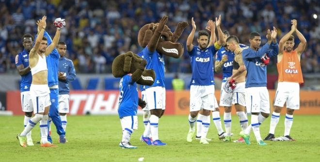 Inter elimina Corinthians e Cruzeiro perde, mas segue na Copa do Brasil