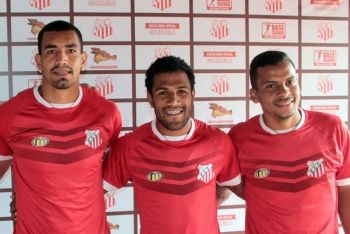 Comercial reformula elenco e mantém apenas oito jogadores para Série D