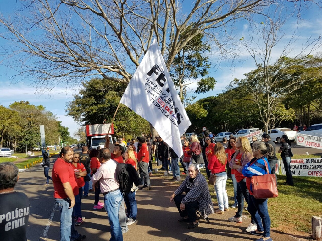 Governo convoca sindicatos para discutir proposta de reajuste salarial