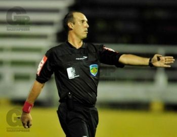 Trio de árbitros goianos comanda primeiro jogo entre Comercial e Ceilândia