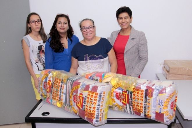 Câmara Municipal doa mais de uma tonelada de alimentos a entidades da Capital
