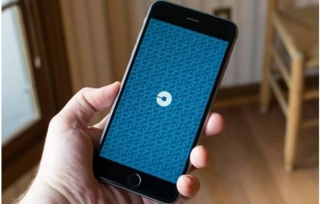 Uber deixa dados de usuários vazarem e só se pronuncia um ano depois