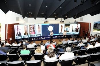 Especialistas e empresários debatem a indústria 4.0