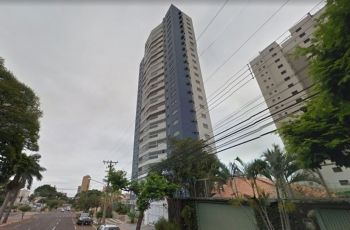  Mulher de 48 anos morreu ao cair do 13º andar de prédio