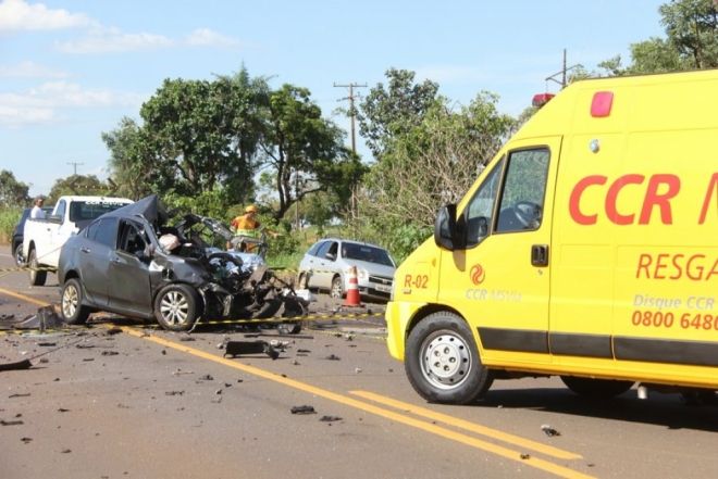 Mulher morre e dois ficam feridos em grave acidente na BR-163 em Campo Grande