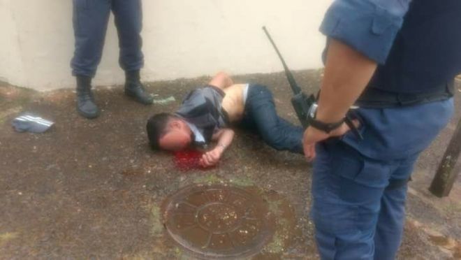Assaltante invade casa de idosa e acaba espancado por moradores